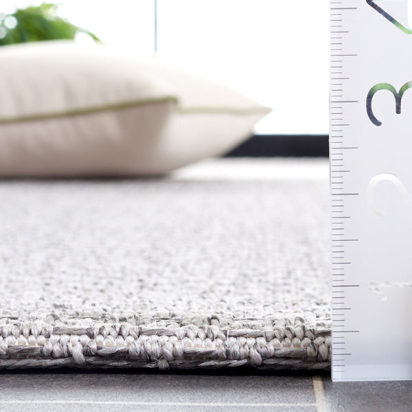 Safavieh Sisal All-Weather 640 Power Loomed Indoor / Outdoor Rug X23 Light Grey 9' x 12'