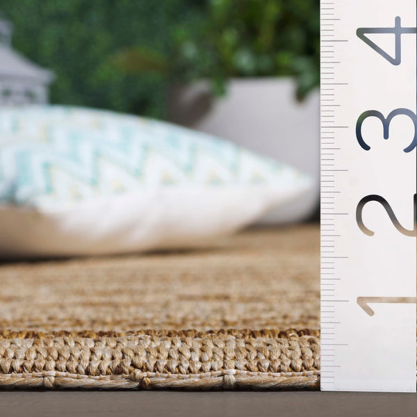 Safavieh Sisal All-weather Area Rug - Durable, Stylish Outdoor And Indoor Decor With Timeless Geometric Charm Natural ,Brown 86% Polypropylene,14% Polyester Saw646b-7r