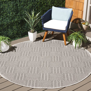 Safavieh Sisal Elegant All-weather Rug For Indoor And Outdoor Spaces - Durable, Stylish, And Easy To Maintain Grey ,Ivory 86% Polypropylene,14% Polyester Saw648f-7r