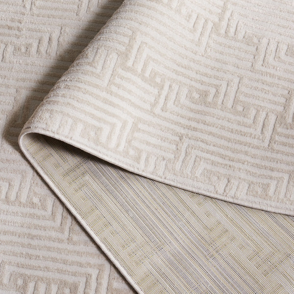 Safavieh Saylor 102 Power Loomed Transitional Rug Beige / Ivory 6'-3" x 6'-3" Round