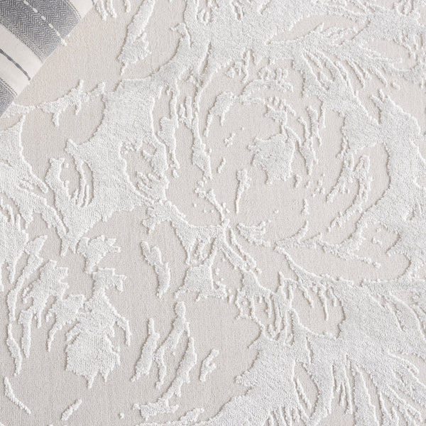 Safavieh Saylor Plush Area Rug – Elegant Ivory Design For Modern Home Decor, Soft Comfort & Style Upgrade Ivory 70% Polypropylene,30% Polyester Shrink Say128a-5