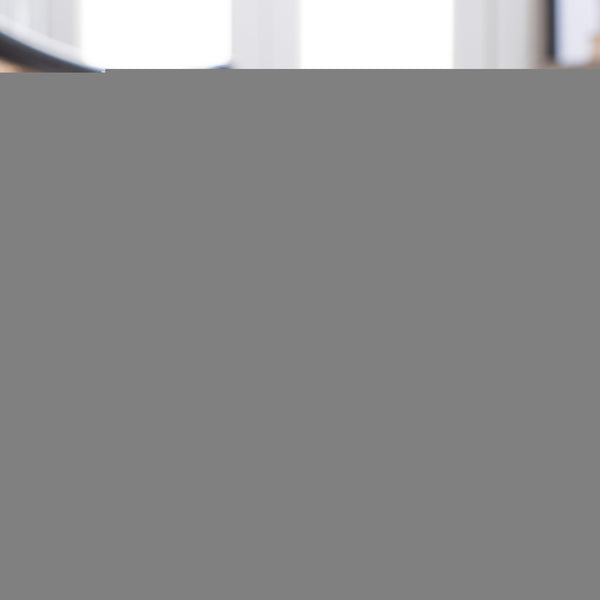 Safavieh Sabrina Exquisite Traditional Area Rug With Antique Floral Motifs For Timeless Elegance And Style Ivory ,Light Grey Polyester Sbrl834b-28