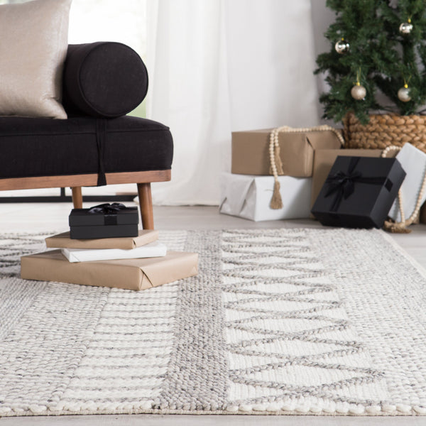 Jaipur Living Nikki Chu Sanaa Ikat Runner Rug Distressed African Motif Fringe Hallway Accent Blue 2'6"X8' RUG151386