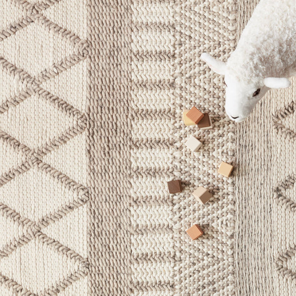 Jaipur Living Jaipur Living Sandhurst Handwoven Wool Tribal Geometric Rug for Cozy Bedroom Spaces 8' x 10' RUG129221