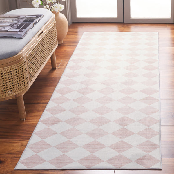 Safavieh Santa Elegant Geometric Diamond Area Rug - Soft Polyester, Machine Washable, Perfect For Any Space Ivory ,Beige Polyester Scl938c-6r