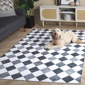 Safavieh Santa Elegant Geometric Diamond Area Rug - Soft Polyester, Machine Washable, Perfect For Any Space Ivory ,Grey Black Polyester Scl938d-5