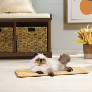 Safavieh Sisal Boucle Cat Scratching Mat Natural Fiber Claw Pad for Neutral Home Interiors SCM100T-1024