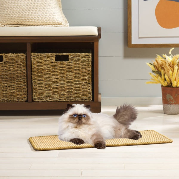 Safavieh Sisal Boucle Cat Scratching Mat Natural Fiber Claw Pad for Neutral Home Interiors SCM100T-1024