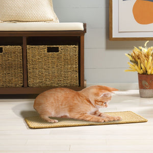 Safavieh Sisal Boucle Cat Scratching Mat Natural Fiber Claw Pad for Neutral Home Interiors SCM100T-1024