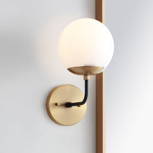 Safavieh CAYDEN, 8 Inch Brass Iron Wall Sconce - Elegant Minimalist Design for Modern & Classic Interiors SCN4017A