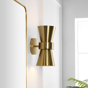 Safavieh BYNNER, Elegant 2-Light Wall Sconce Set - Stylish Metal Design for Ambient Lighting & Versatile Decor Brass SCN4108A-SET2