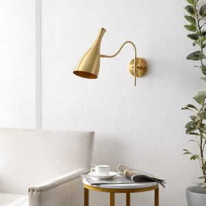 Safavieh HARLONA, Elegant 22-Inch Brass & Iron Wall Sconce Set of 2 for Timeless Ambiance & Style SCN4110A-SET2
