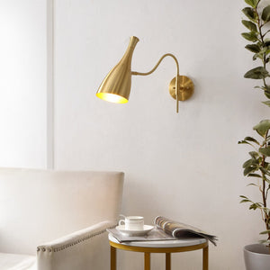 Safavieh HARLONA, Elegant 22-Inch Brass & Iron Wall Sconce Set of 2 for Timeless Ambiance & Style SCN4110A-SET2