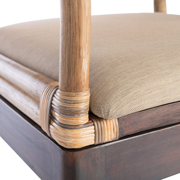 Safavieh Carlo Arm Chair - Vintage-Inspired Rattan Elegance With Plush Cushion For Stylish Living Spaces SEA4002A