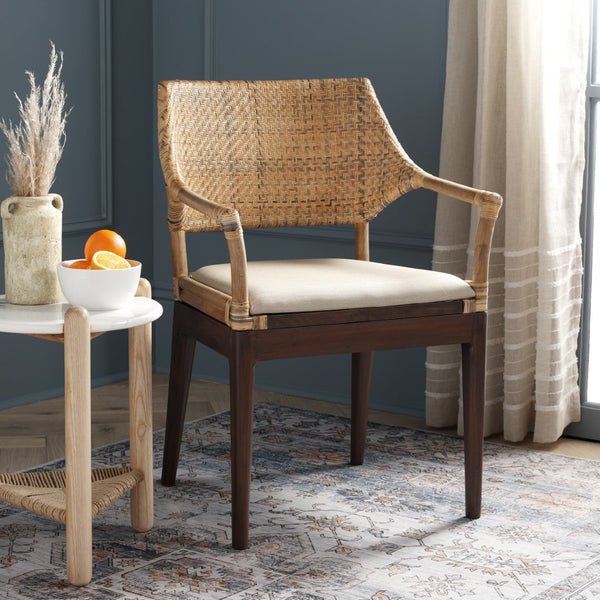 Safavieh Carlo Arm Chair - Vintage-Inspired Rattan Elegance With Plush Cushion For Stylish Living Spaces SEA4002A
