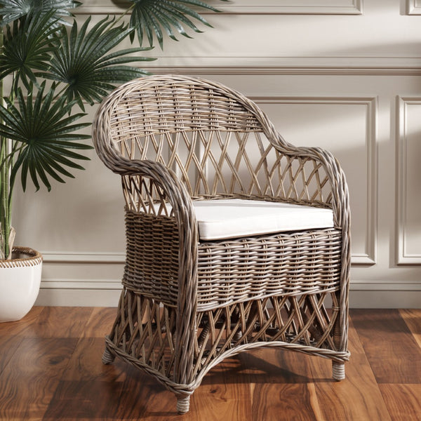 Safavieh Inez Wicker Club Chair – Handwoven Kubu Rattan Seating For Sunrooms, Living Rooms, And More Natural SEA7000A