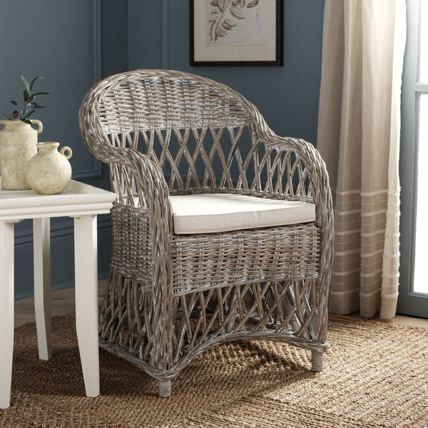 Safavieh Inez Wicker Club Chair – Handwoven Kubu Rattan Seating For Sunrooms, Living Rooms, And More White Washed SEA7000B