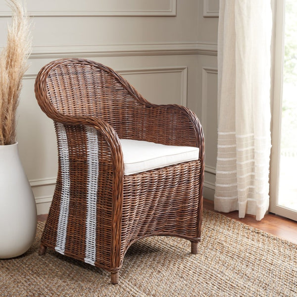 Safavieh Hemi Striped Wicker Club Chair – Coastal Elegance, Natural Rattan, Ideal For Living Rooms & Sunrooms SEA7002A