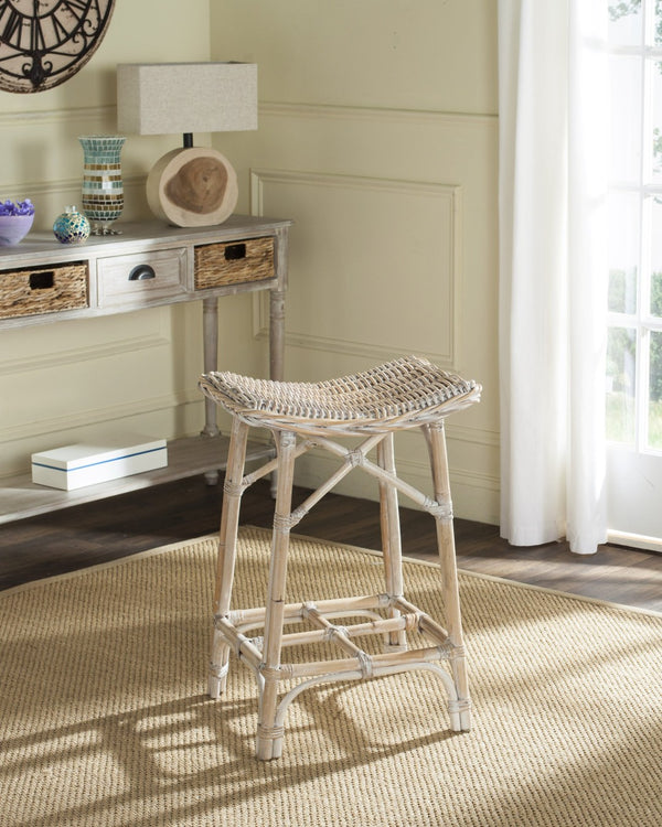 Safavieh Rayna Wicker Bar Stool - Handwoven Kubu Rattan, Coastal Charm, Comfortable Saddle Seat Design SEA7010A