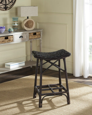 Safavieh Amara Wicker Bar Stool – Handcrafted Kubu Rattan With Ergonomic Saddle Seat For Stylish Comfort SEA7012A