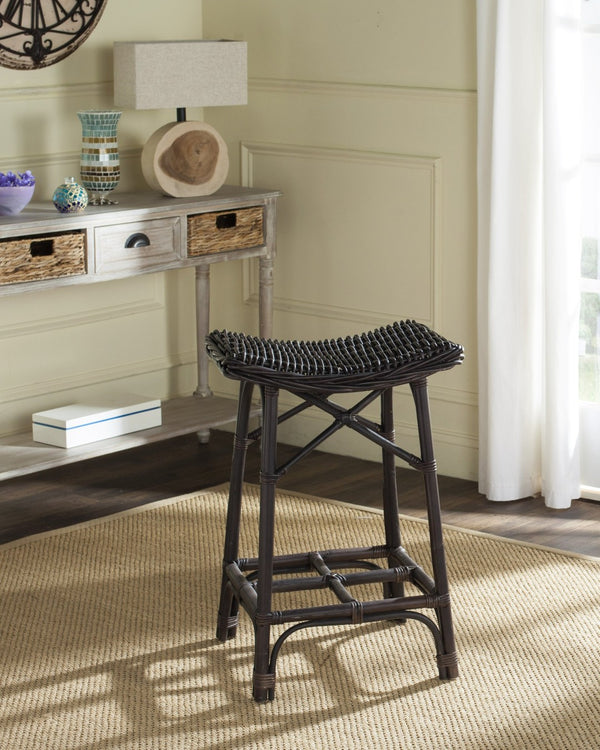 Safavieh Amara Wicker Bar Stool – Handcrafted Kubu Rattan With Ergonomic Saddle Seat For Stylish Comfort SEA7012A