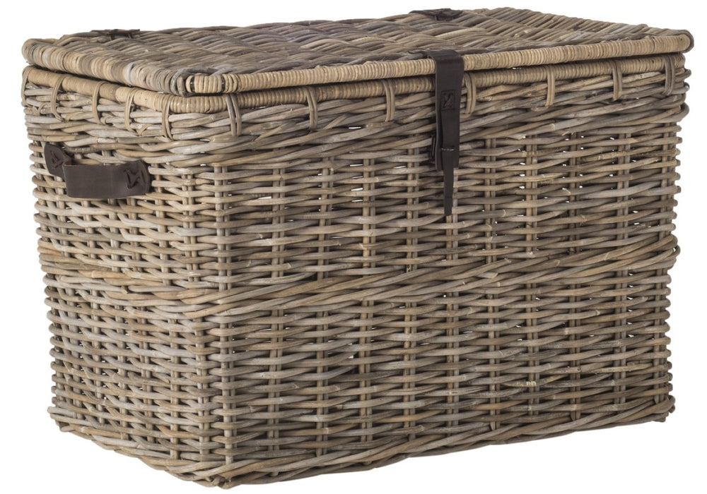 Safavieh Amancio Wicker Trunk - Handwoven Kubu Rattan Storage Solution With Rustic Charm And Modern Design SEA7021A