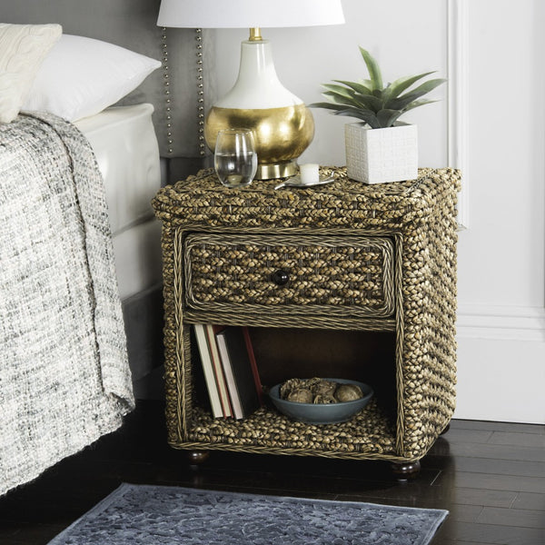 Safavieh Musa Braided Brown Wash Wicker Nightstand – Coastal-Inspired Design With Smart Storage Solutions SEA8003A