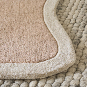 Safavieh Safavieh Kids Hand Tufted Wool Cotton Rug Soft Neutral Tones for Nursery Rooms Pink 6'-0" x 9'-0" SFK903U-69S