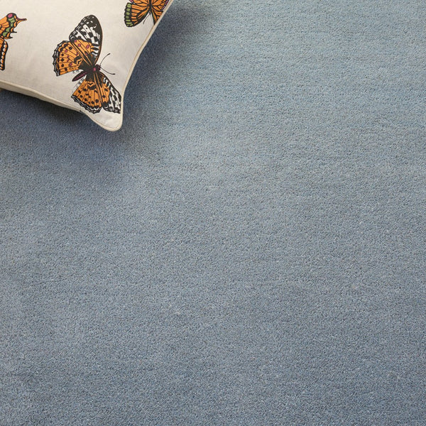Safavieh Safavieh Hand-Tufted Wool Rug In Cloud Blue & Ivory — Low-Profile, Durable, Minimalist Comfort 5'-0" x 8'-0" SFK913M-5S