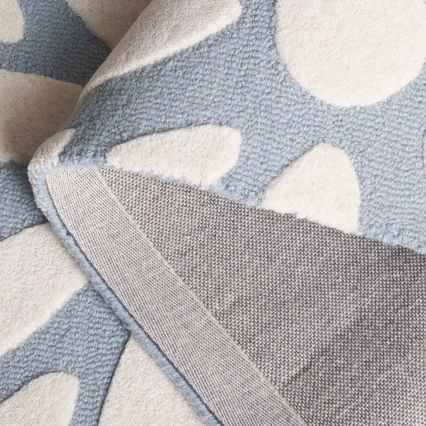 Safavieh Safavieh Kids Hand-tufted Area Rug: Cozy Teal And Ivory Floral Design For Playrooms And Bedrooms Light Blue ,Ivory Wool Pile Sfk914l-6