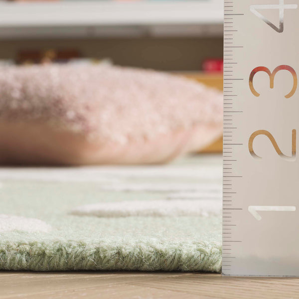 Safavieh Safavieh Kids Hand-tufted Area Rug: Cozy Teal And Ivory Floral Design For Playrooms And Bedrooms Sage ,Ivory Wool Pile Sfk914w-6r