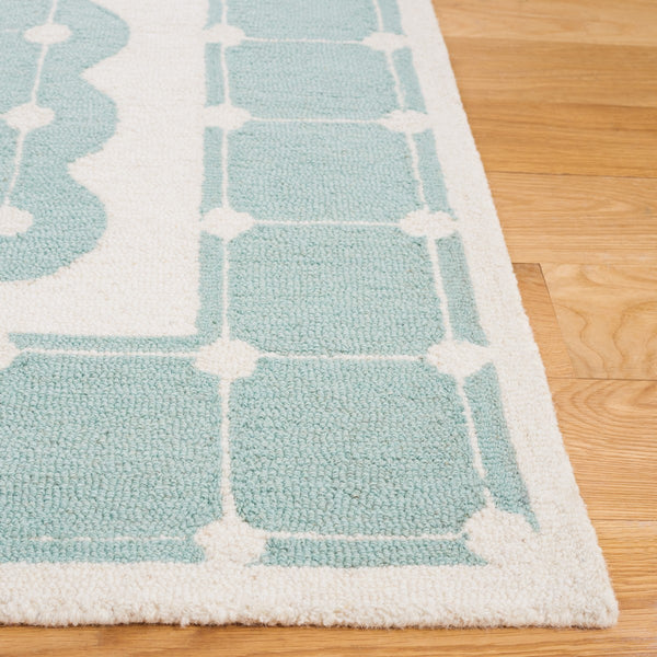 Safavieh Safavieh Kids 927 Hand Tufted Kids Rug Turquoise / Ivory SFK927K-8