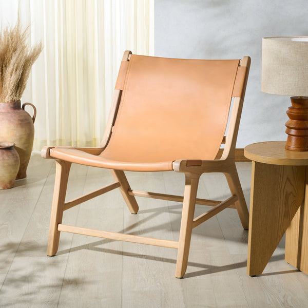 Safavieh Alanarose Leather Accent Chair - Luxurious Teak Wood Frame, Elegant Design For Modern Living Spaces Tan ,Natural Wood ,Leather Sfv1903d