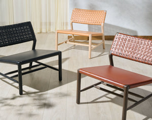 Safavieh Valdina Woven Leather Accent Chair - Luxurious Comfort With Intricate Design For Stylish Decor Black ,Black Wood ,Leather Sfv1904a