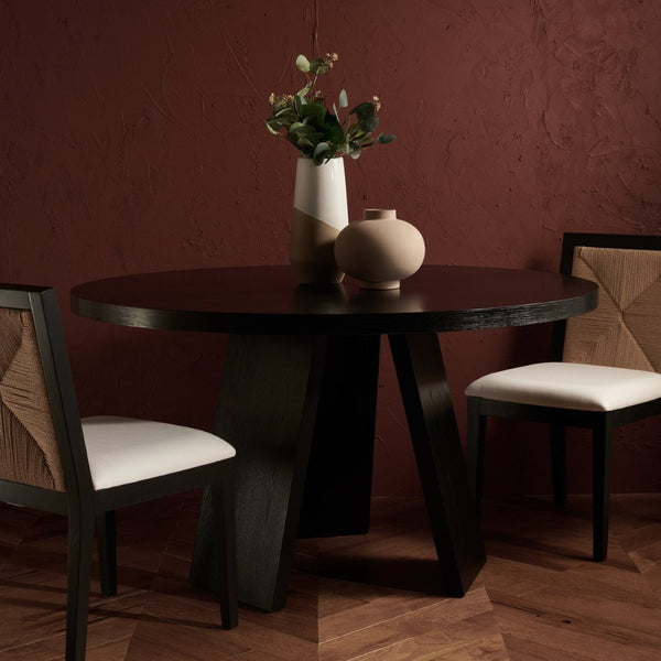 Safavieh JULIANNA 54" Solid Wood Dining Table - Modern Elegance for Dining Room & Entertaining Spaces Black SFV2126B