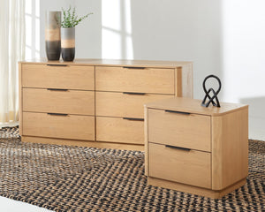 Safavieh GABRIETTA 6-Drawer Wood Dresser – Elegant Storage Solution with Modern Charm for Your Bedroom Décor Natural / Black SFV2141A