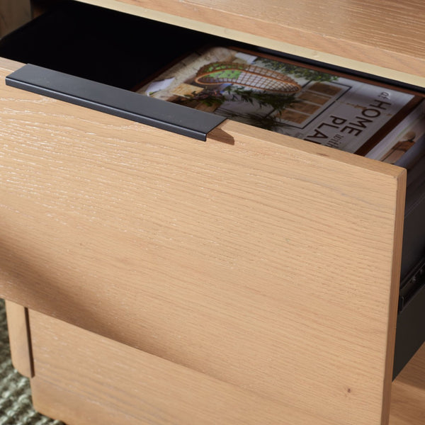 Safavieh GABRIETTA 2 Drawer Nightstand - Elegant Wood Design with Chic Accents for Modern Bedroom Decor Natural / Black SFV2142A