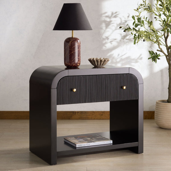 Safavieh LIABELLA Curved Nightstand with Elegant Ribbed Facade and Luxe Gold Accents for Modern Bedrooms Black / Gold SFV2145B