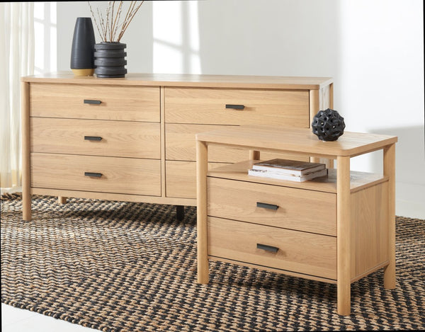 Safavieh JAYLESSA Nightstand - Mid-Century Modern Design with Elegant Storage, Solid Wood & Bronze Hardware Natural SFV2148A