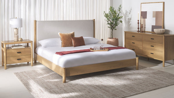 Safavieh JAYLESSA Dresser - Elegant Mid-Century Design with Ample Storage and Refined Bronze Pulls for Style Natural SFV2149A