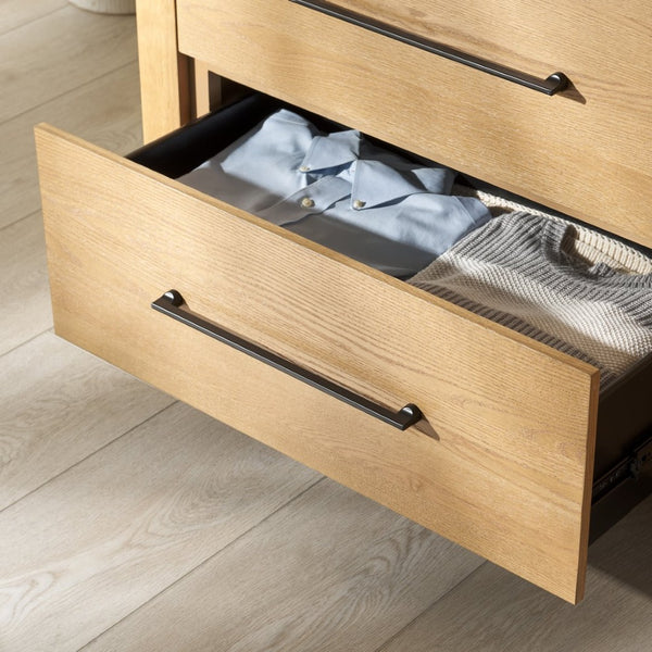 Safavieh KATRINA Wood 4-Drawer Dresser – Elegant Storage Solution with Timeless Design for Modern Spaces Natural / Black SFV2174A