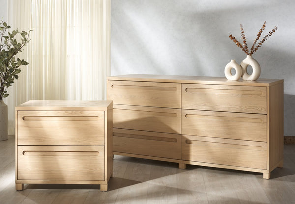 Safavieh TOBIETTE 2-Drawer Wood Nightstand - Modern Elegance with Ample Storage for Your Bedroom Decor Needs Oak SFV2195A