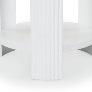 Safavieh Liabella Round Wood Accent Table - Elegant Design For Stylish Living Spaces And Timeless Décor White Manufactured Wood ,Unsaturated Polyester Resin Sfv2202a