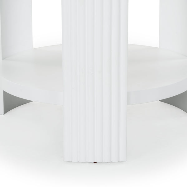 Safavieh Liabella Round Wood Accent Table - Elegant Design For Stylish Living Spaces And Timeless Décor White Manufactured Wood ,Unsaturated Polyester Resin Sfv2202a