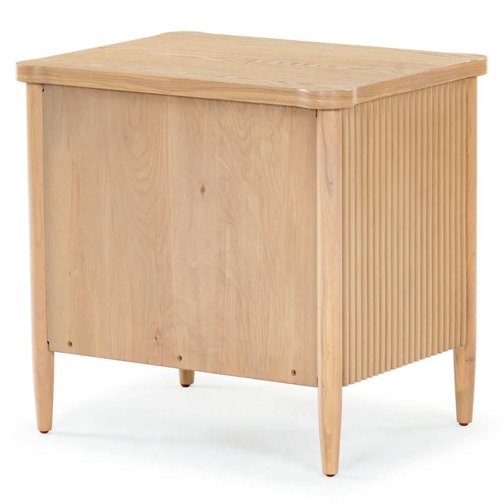 Safavieh Shelbie 1 Drawer Reeded Nightstand - Elegant Bedroom Storage Solution With Sophisticated Style Oak Wood ,Polyester Resin Drawer Fronts Sfv2204a