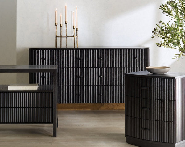 Safavieh SHELBIE 3 Drawer Reeded Nightstand - Modern Storage Solution for Stylish Bedrooms and Small Spaces Black / Black SFV2206B