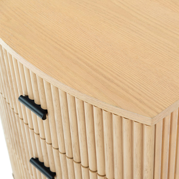 Safavieh Shelbie 3 Drawer Reeded Nightstand - Elegant Oak Design With Modern Accents For Any Bedroom Decor Oak ,Black Wood ,Polyester Resin Drawer Fronts ,Metal Sfv2206a