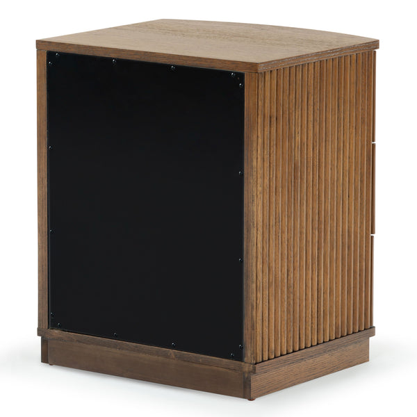 Safavieh Shelbie 3 Drawer Reeded Nightstand - Elegant Oak Design With Modern Accents For Any Bedroom Decor Medium Oak ,Black Wood ,Polyester Resin Drawer Fronts ,Metal Sfv2206c