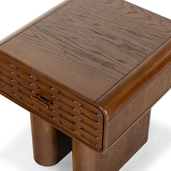 Safavieh Torricelli 1 Drawer Wood Nightstand In Medium Oak - Elegant & Versatile Bedroom Accent Piece Medium Oak Wood Sfv2212a