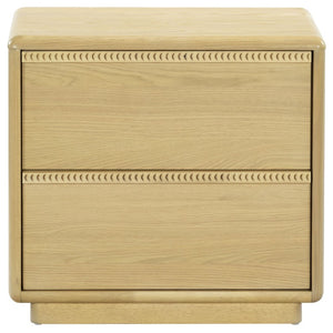 Safavieh Alanna Solid Oak Nightstand with Carved Drawer Fronts for Bohemian Bedroom Styling Oak SFV2236A